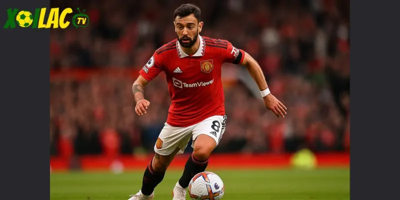 Fernandes là trung tâm trong trận đấu. Fernandes là trung tâm trong trận đấu.