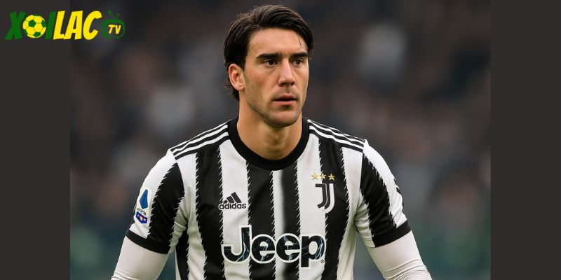 Dusan Vlahovic, ngôi sao của Juventus Dusan Vlahovic, ngôi sao của Juventus