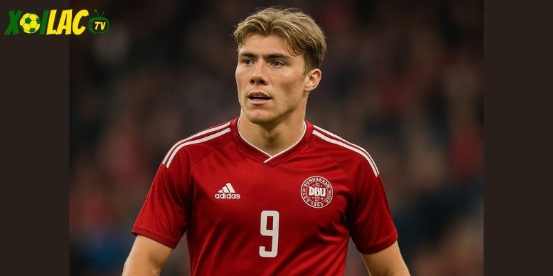 Højlund là hy vọng trong trận Đan Mạch vs Scotland. Højlund là hy vọng trong trận Đan Mạch vs Scotland.