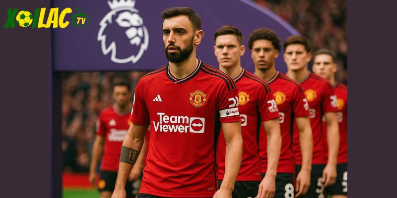Bruno Fernandes dẫn dắt Man Utd trong Man Utd vs Sunderland tại Old Trafford.